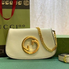 Gucci Shopping Bags